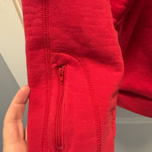 💕Hudson’s Bay Company Olympic Canada sweater. Boys 14/16. 21ptp - Picture 5 of 6